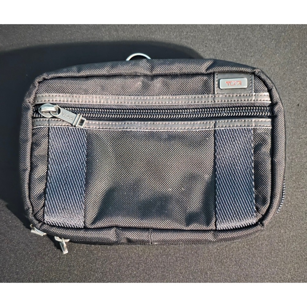 Tumi Black Ballistic Nylon Hanging Toiletry Kit Travel Organizer Bag